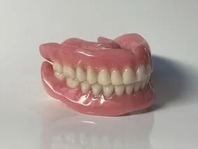 Model of dentures